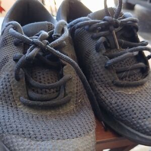 Nike Kids Black Mesh Sneakers